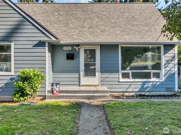 12230 68th Avenue S, Seattle WA 98178