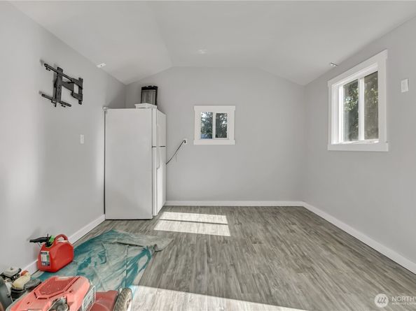 12230 68th Avenue S, Seattle WA 98178