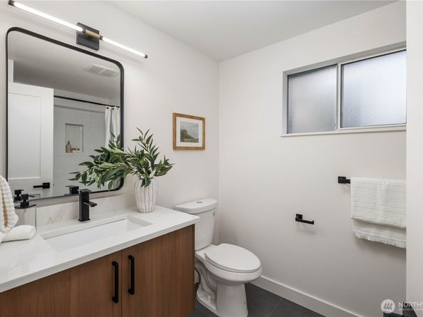 16802 NE 6th Place, Bellevue WA 98008