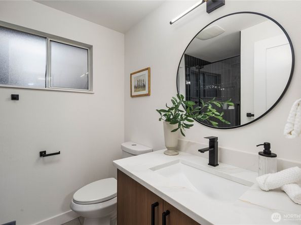 16802 NE 6th Place, Bellevue WA 98008