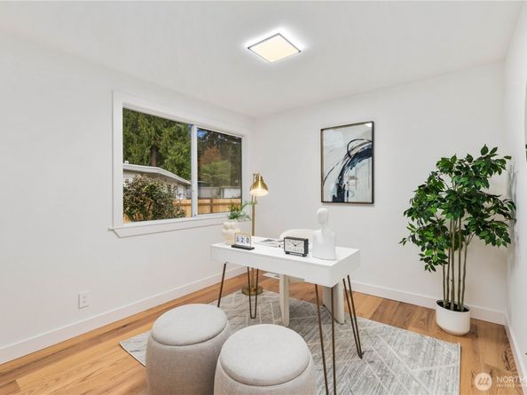 16802 NE 6th Place, Bellevue WA 98008