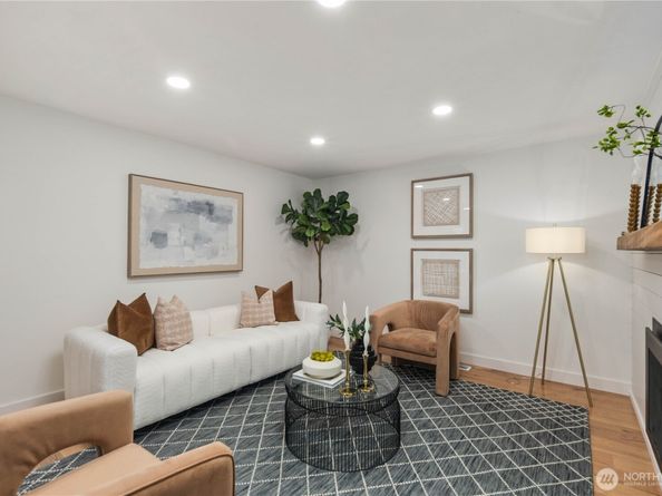 16802 NE 6th Place, Bellevue WA 98008