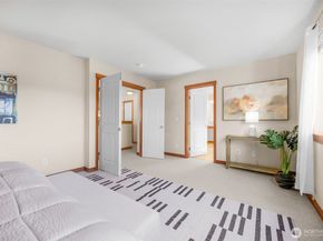 17404 14th Avenue SE, Bothell WA 98012