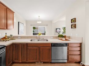17404 14th Avenue SE, Bothell WA 98012