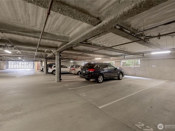 12534 15th Avenue NE 31, Seattle WA 98125