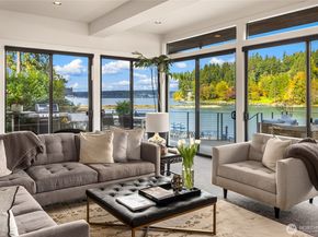 5482 Fletcher Landing NE, Bainbridge Island WA 98110