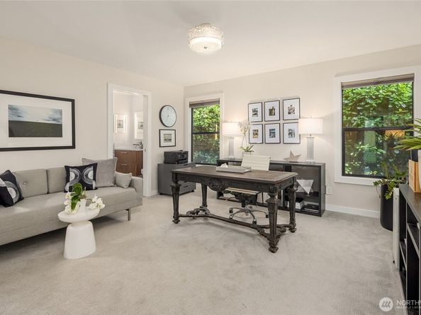 5482 Fletcher Landing NE, Bainbridge Island WA 98110