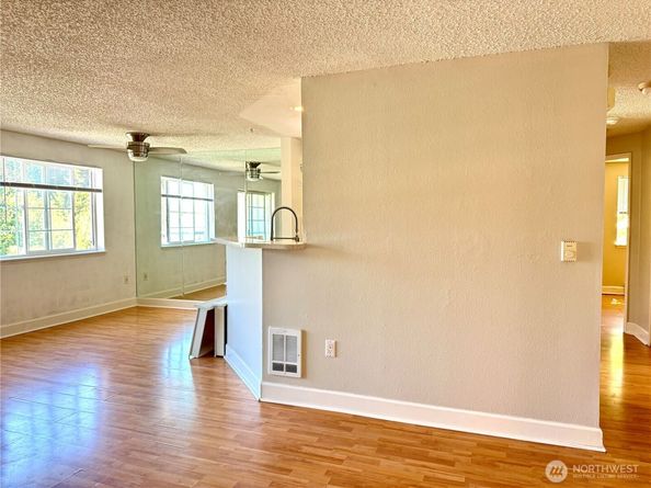 10824 SE 170th Street 201, Renton WA 98055