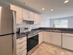 5000 Lake Washington Boulevard NE C202, Renton WA 98056