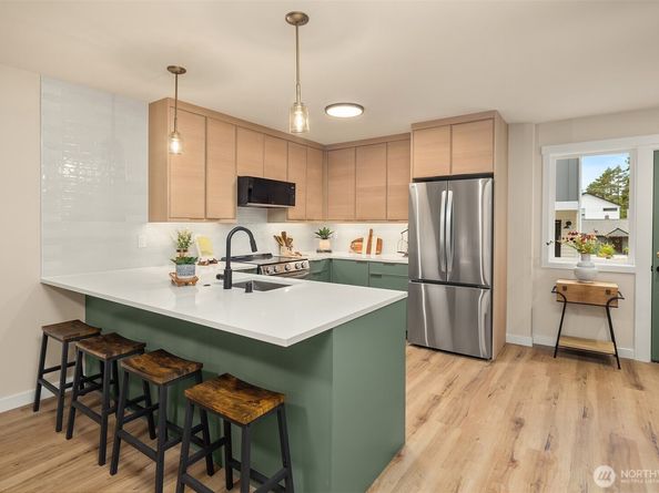 11524 38th Avenue NE A, Seattle WA 98125