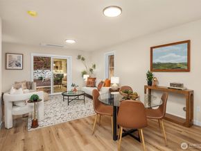 11524 38th Avenue NE A, Seattle WA 98125
