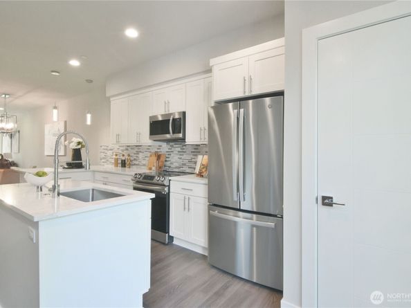 5020 148th Street SW E4, Edmonds WA 98026