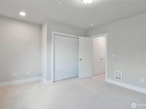 5020 148th Street SW E4, Edmonds WA 98026