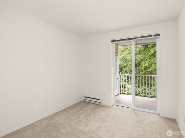 12530 Admiralty Way I202, Everett WA 98204
