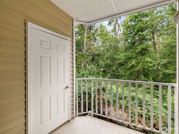 12530 Admiralty Way I202, Everett WA 98204