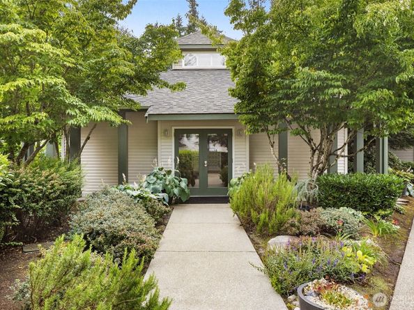12530 Admiralty Way I202, Everett WA 98204