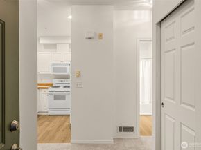 12530 Admiralty Way I202, Everett WA 98204