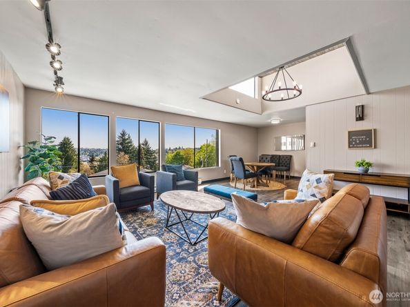 3601 24th Avenue W 104, Seattle WA 98199