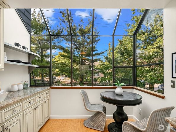 4505 NE 55th Street, Seattle WA 98105