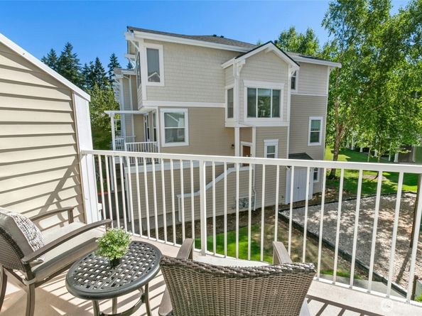 11897 NE 163rd Place 202, Bothell WA 98011