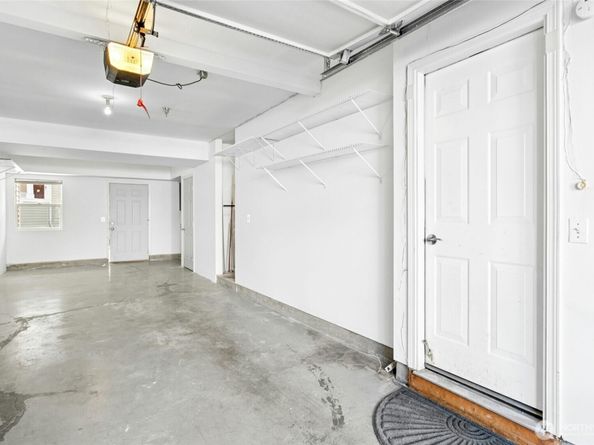 11897 NE 163rd Place 202, Bothell WA 98011