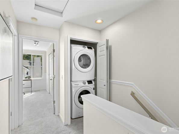 11897 NE 163rd Place 202, Bothell WA 98011