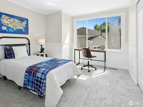 11897 NE 163rd Place 202, Bothell WA 98011