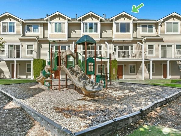 11897 NE 163rd Place 202, Bothell WA 98011