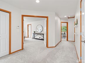 231 198th Place SW, Bothell WA 98012