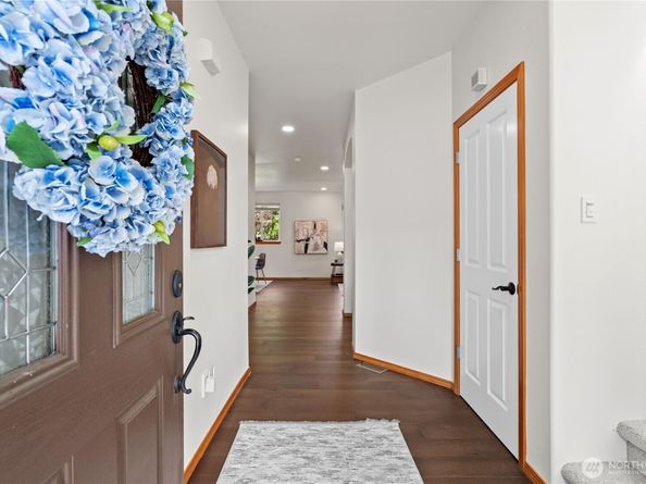 231 198th Place SW, Bothell WA 98012