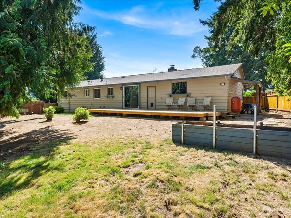632 S 196th Street, Des Moines WA 98148