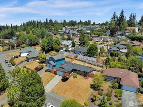 8851 48th Place W, Mukilteo WA 98275