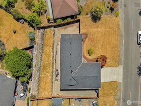 8851 48th Place W, Mukilteo WA 98275