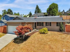 8851 48th Place W, Mukilteo WA 98275