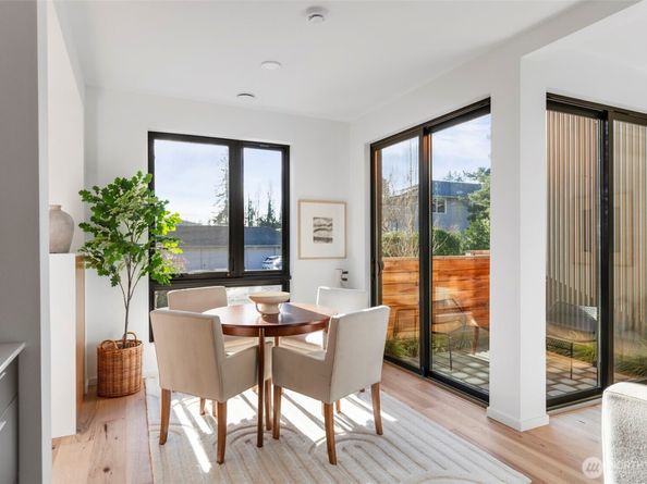 204 Shepard Way NW, Bainbridge Island WA 98110