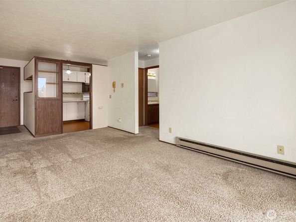 2100 N 106th Street 402, Seattle WA 98133