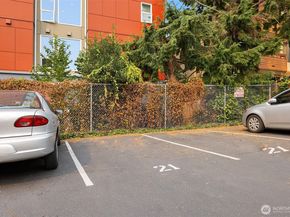 2100 N 106th Street 402, Seattle WA 98133