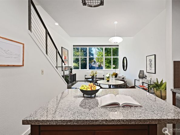 1400 2nd Avenue N 292, Seattle WA 98109