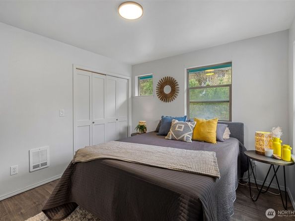 4802 Delridge Way SW, Seattle WA 98106