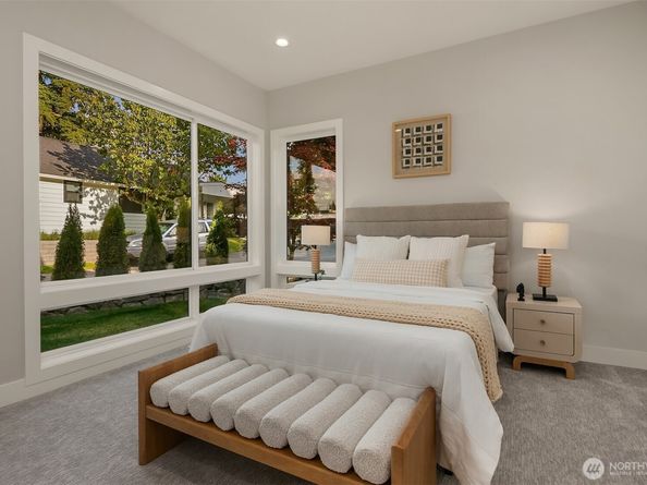 12831 NE 80TH Street, Kirkland WA 98033