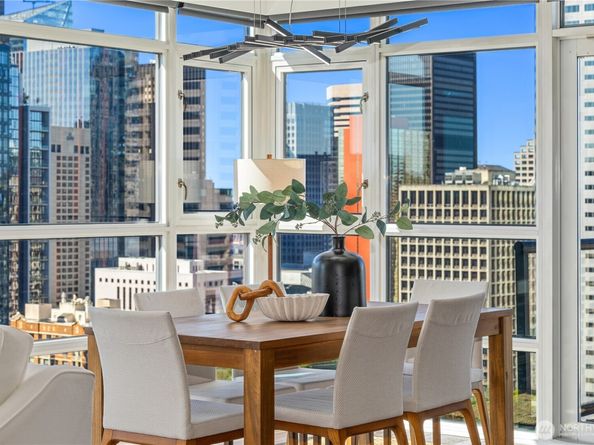 1420 Terry Avenue 2504, Seattle WA 98101