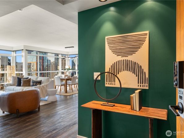 1420 Terry Avenue 2504, Seattle WA 98101