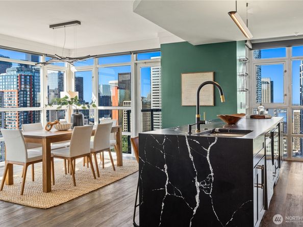 1420 Terry Avenue 2504, Seattle WA 98101