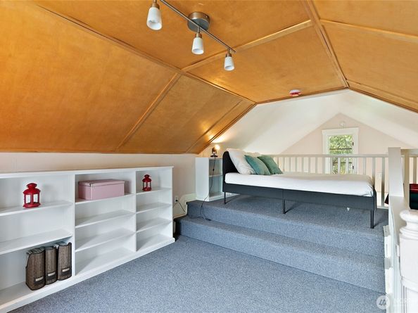 2109 S Horton Street, Seattle WA 98144