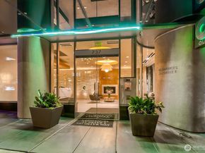 737 Olive Way 2905, Seattle WA 98101