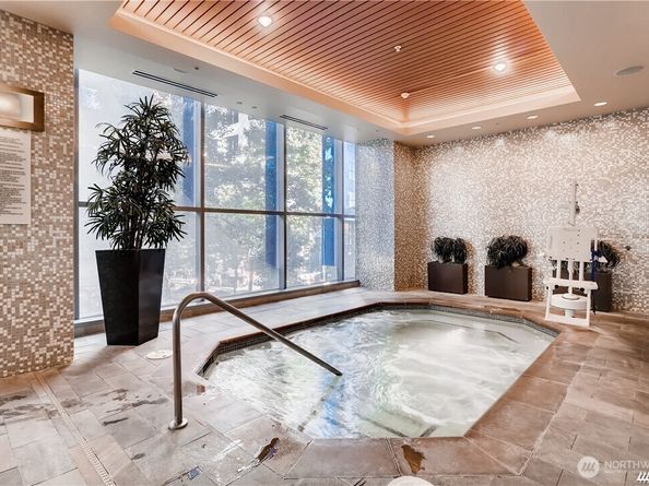 737 Olive Way 2905, Seattle WA 98101