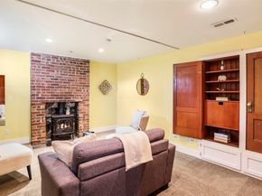 10735 Whitman Avenue N, Seattle WA 98133
