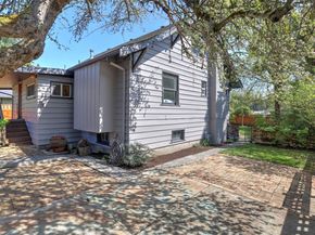 10735 Whitman Avenue N, Seattle WA 98133