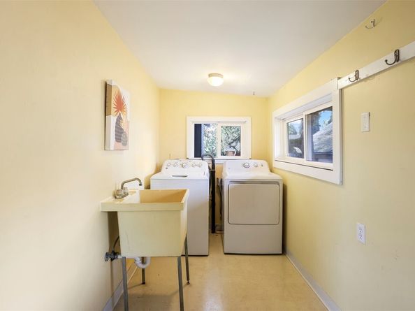 10735 Whitman Avenue N, Seattle WA 98133