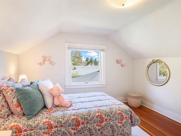 10735 Whitman Avenue N, Seattle WA 98133